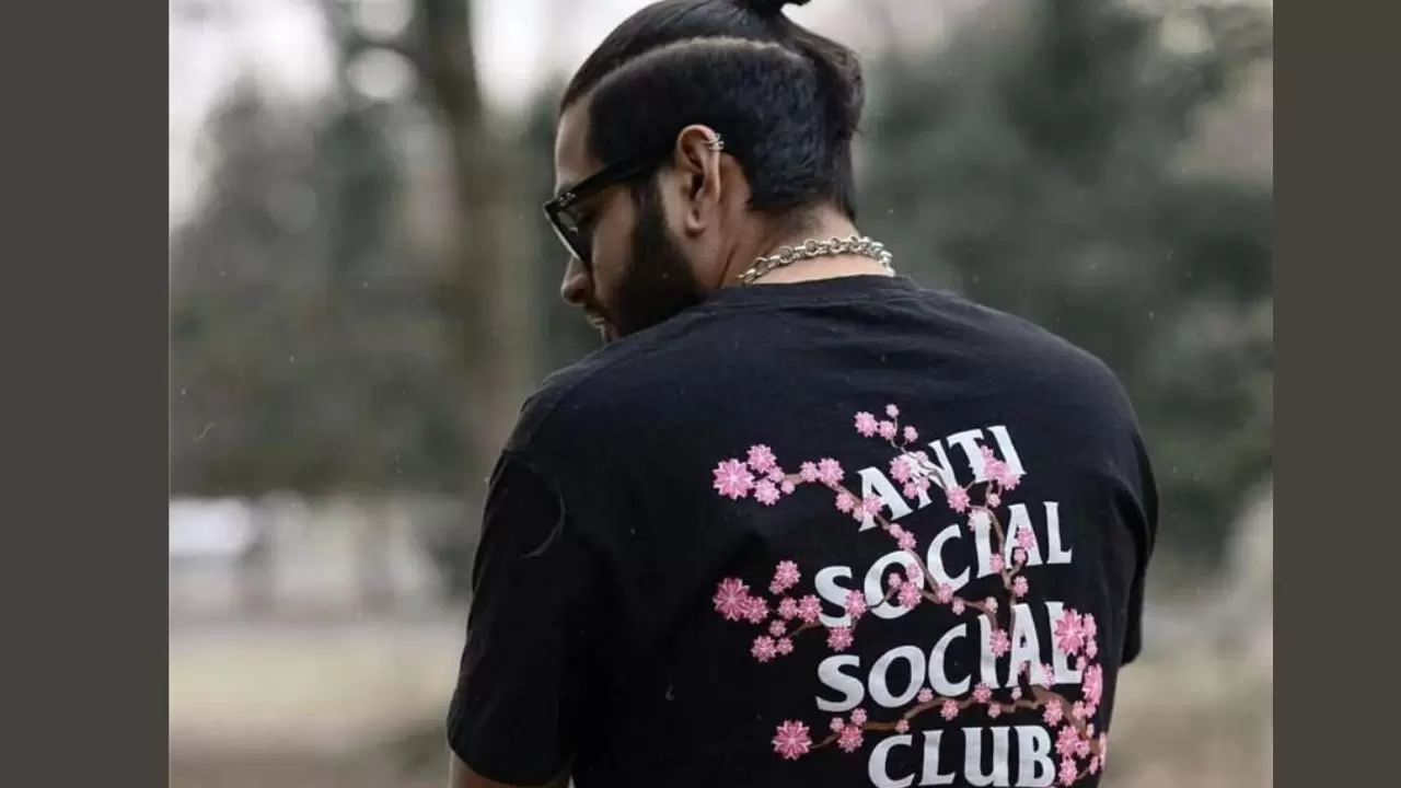 Why Everyone Loves ASSC T-Shirts in 2024