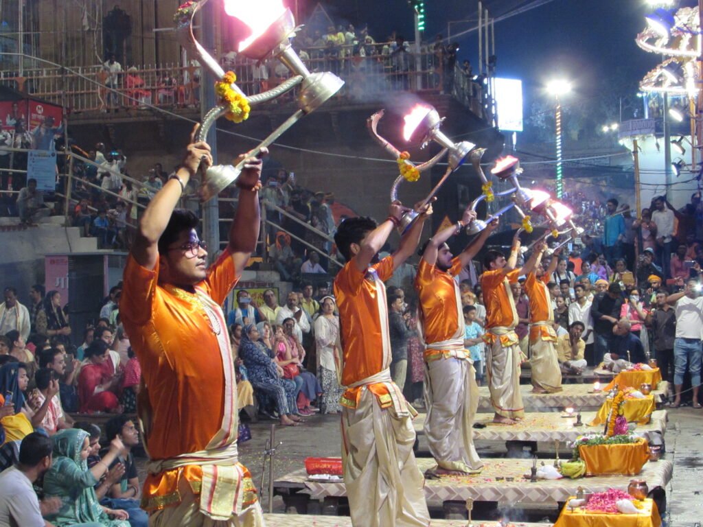 Varanasi - Tournivaljourney