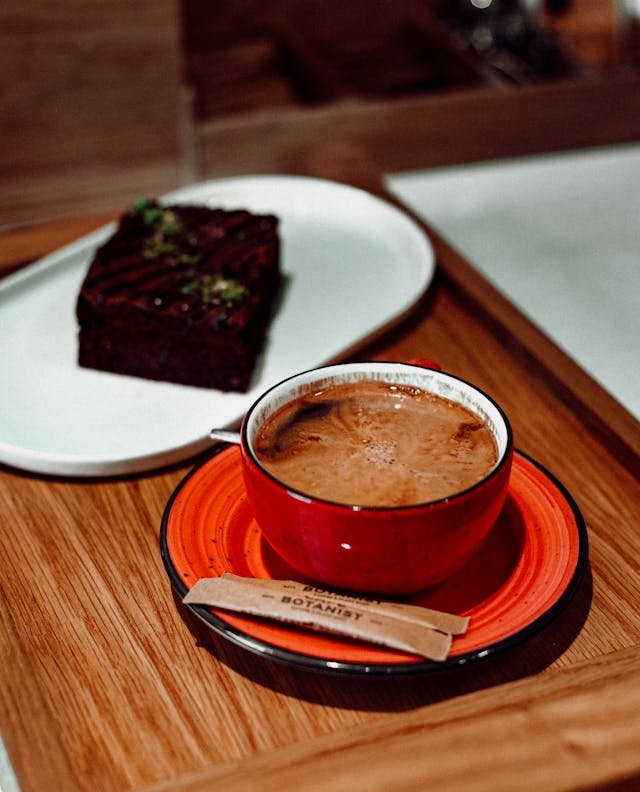 egg coffee table