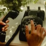 dialing number on telephone